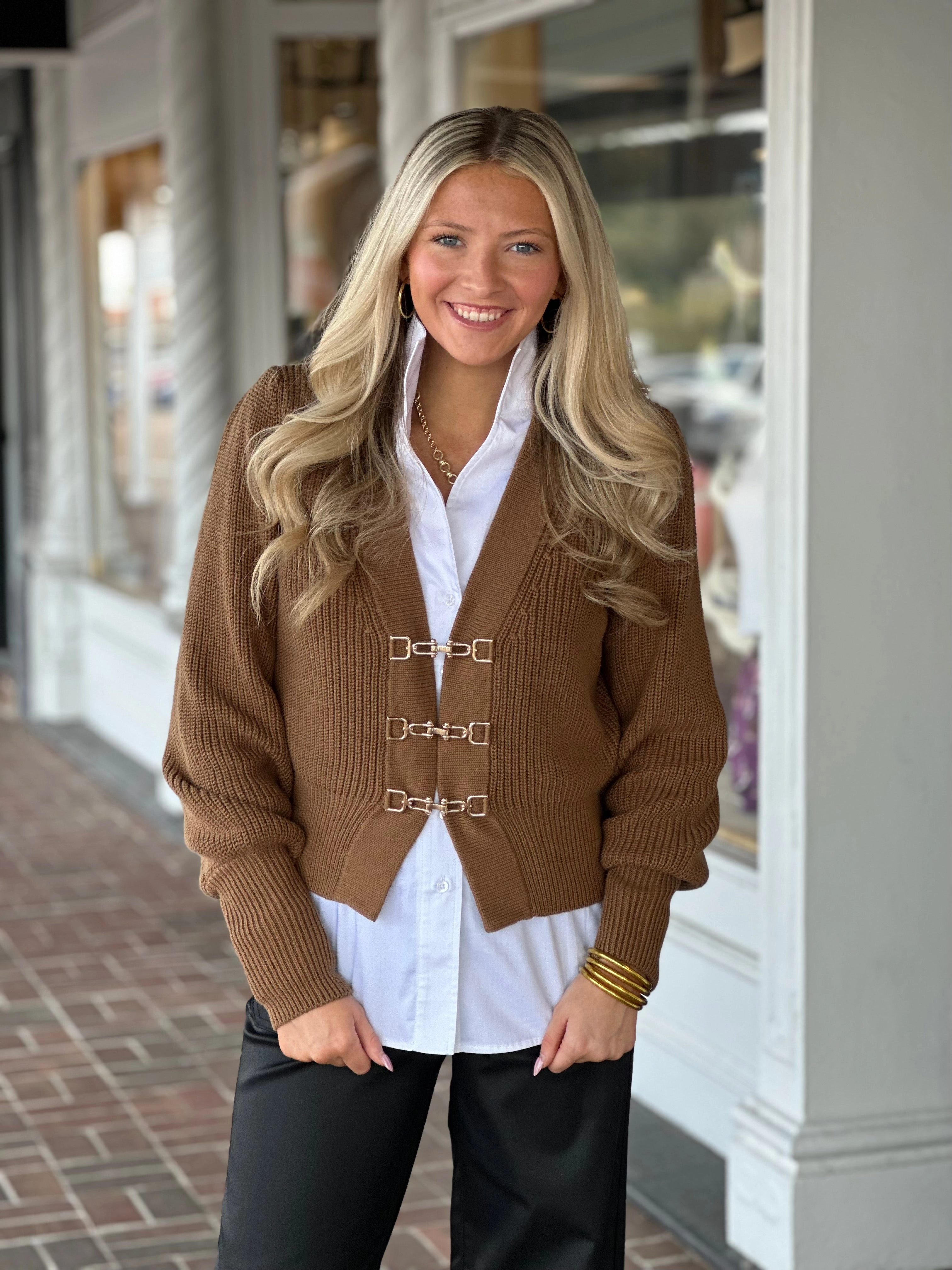 BreathableMeshPanels Antistatic Chunky Shaker Cropped Wood Cardigan