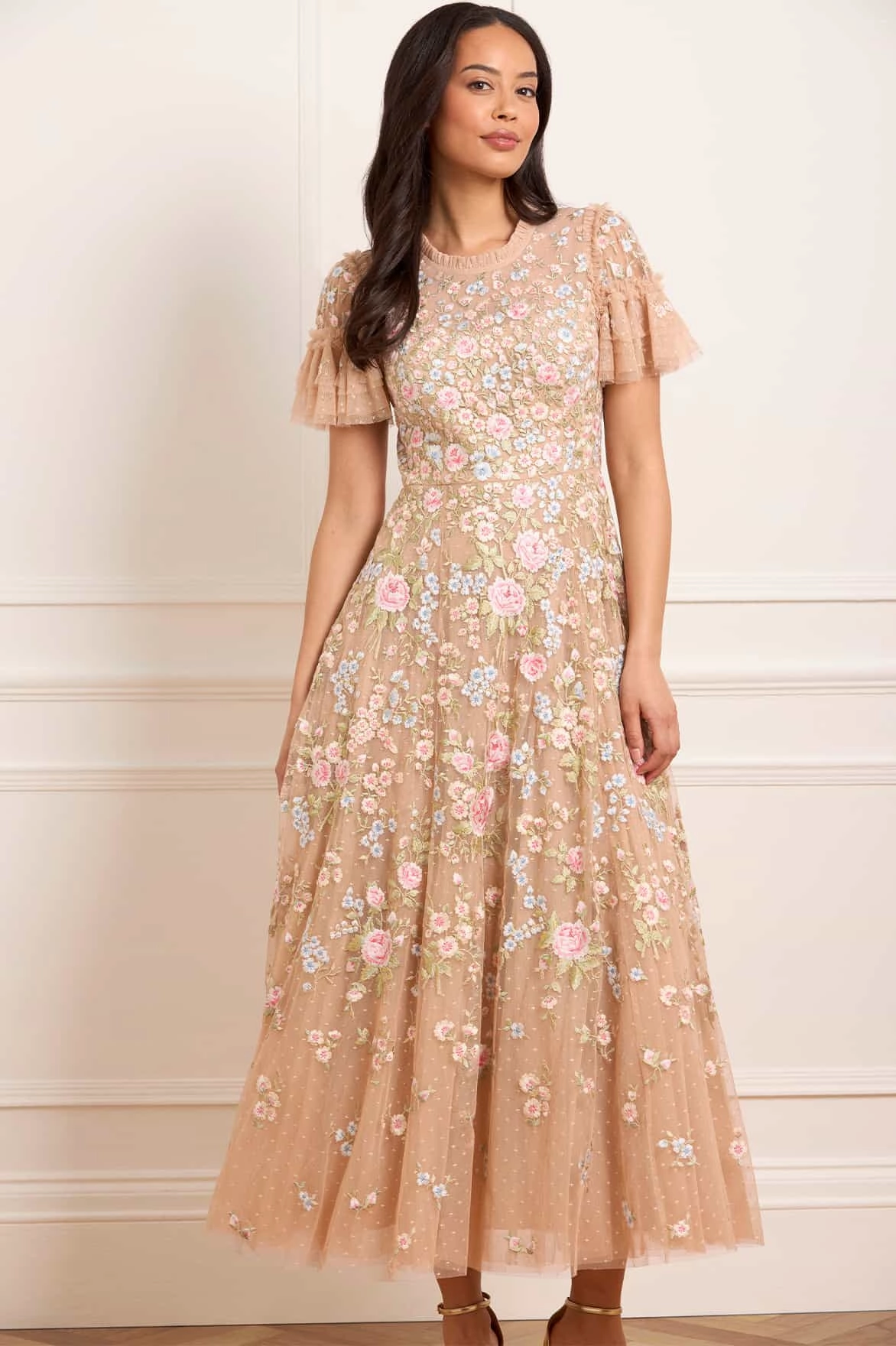 Fit Vibe Chic Tailoring Antoinettes Floral Round Neck Ankle Gown