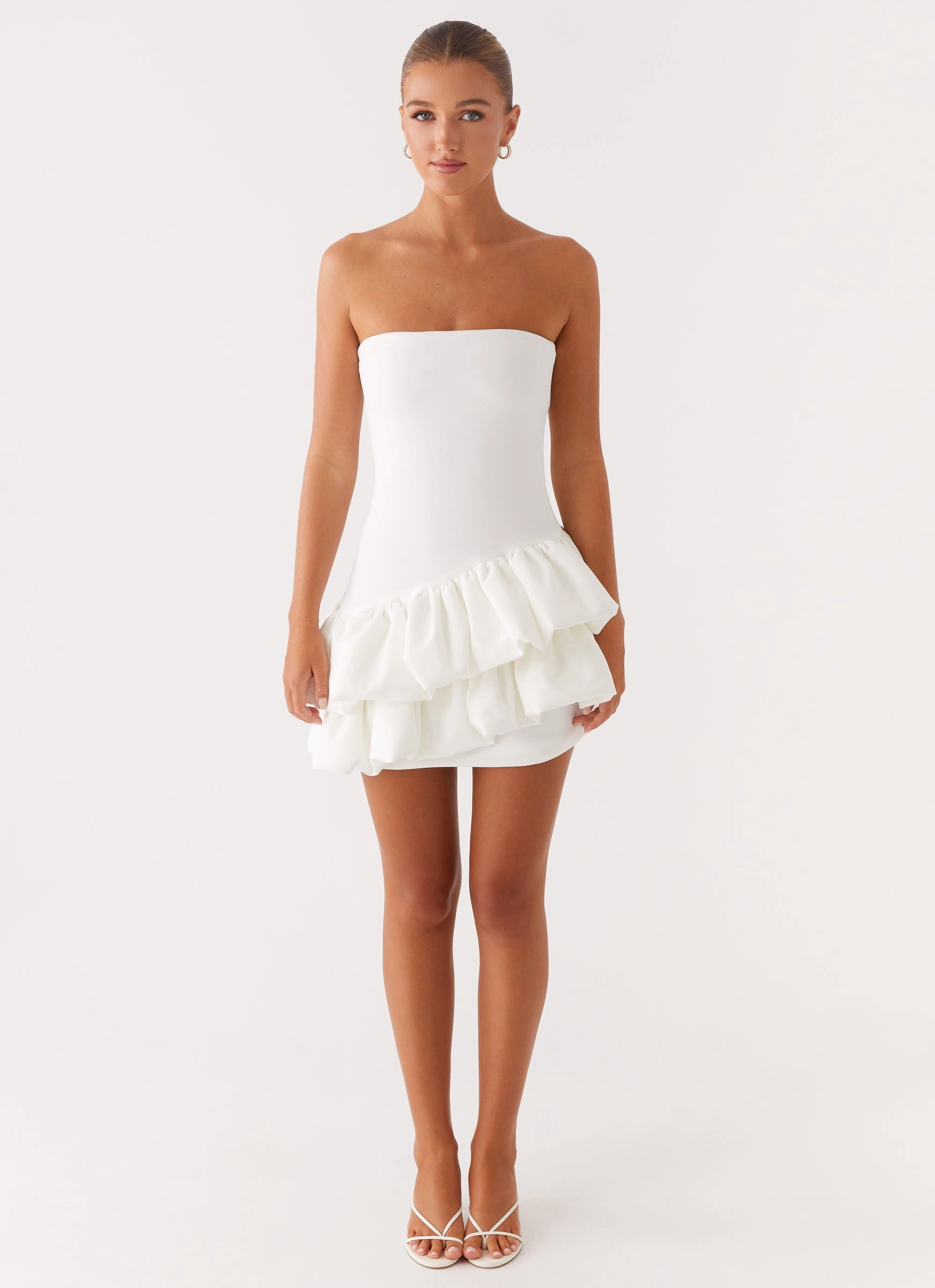 Dreamy Motion Stylish Appearance Marie Mini Dress - White