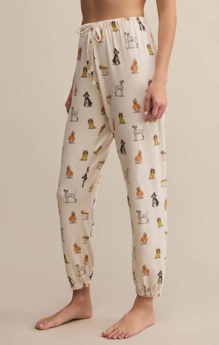 Rayon drape Classic Pup Jogger in Vanilla Ice