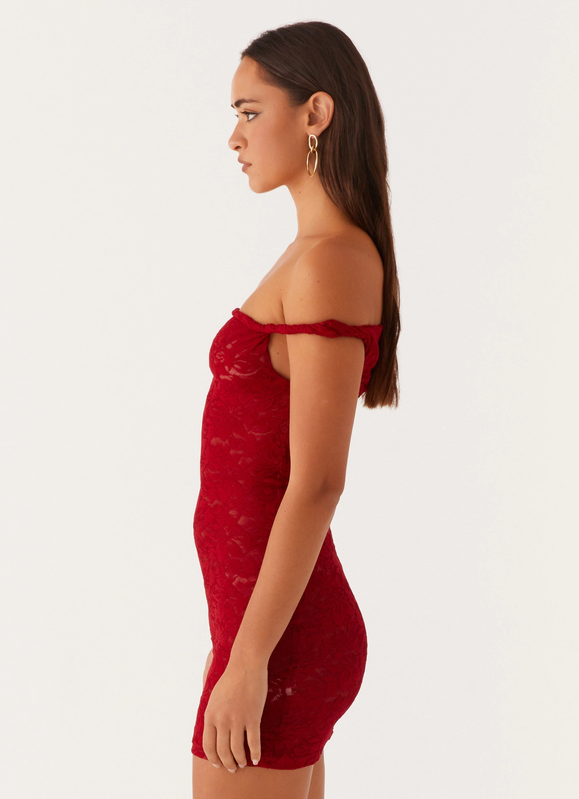 Arabella Lace Twist Shoulder Mini Dress - Red Matte-Lining Timeless Design