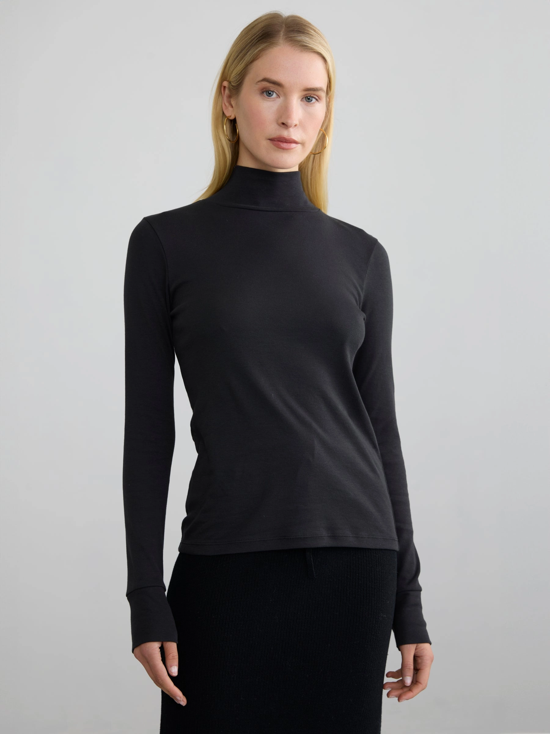 RIBBED COTTON L/S TURTLENECK Biodegradable Fiber Placket Detailing