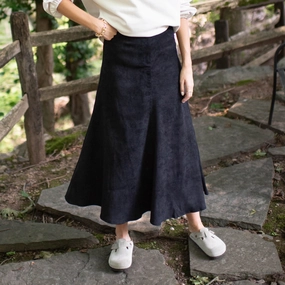 Suede Maxi Skirt | Black light texture