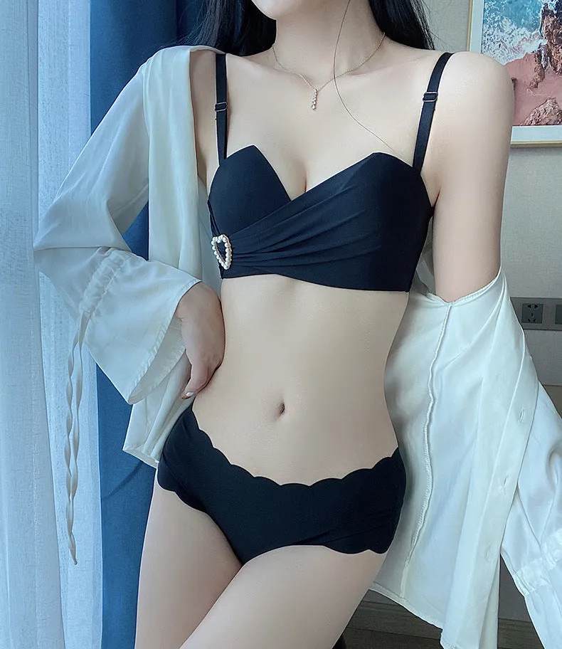 Comfortable Adjustable Push Up Women's Bra Set