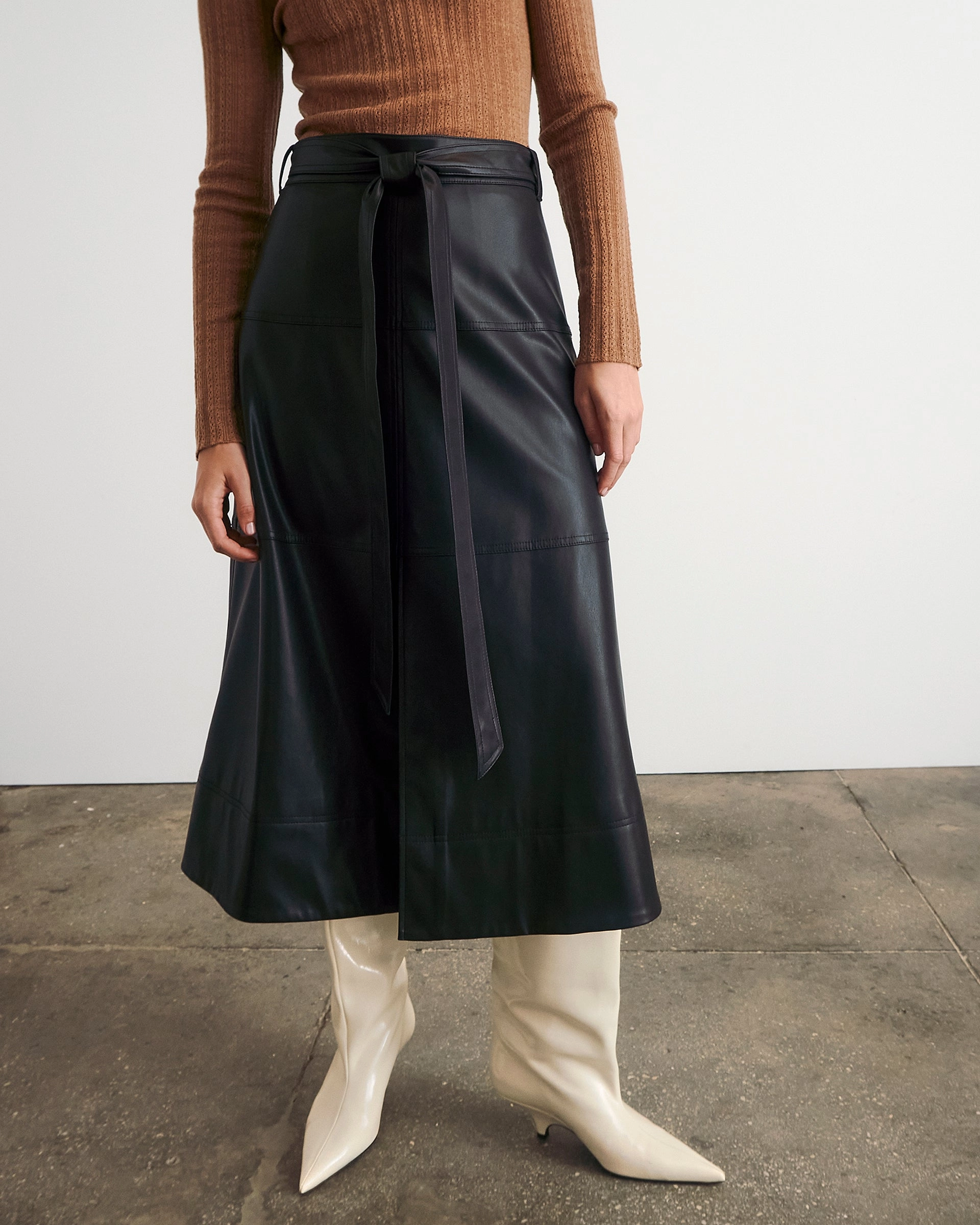 Hudley Skirt Relax Mode Full Coverage