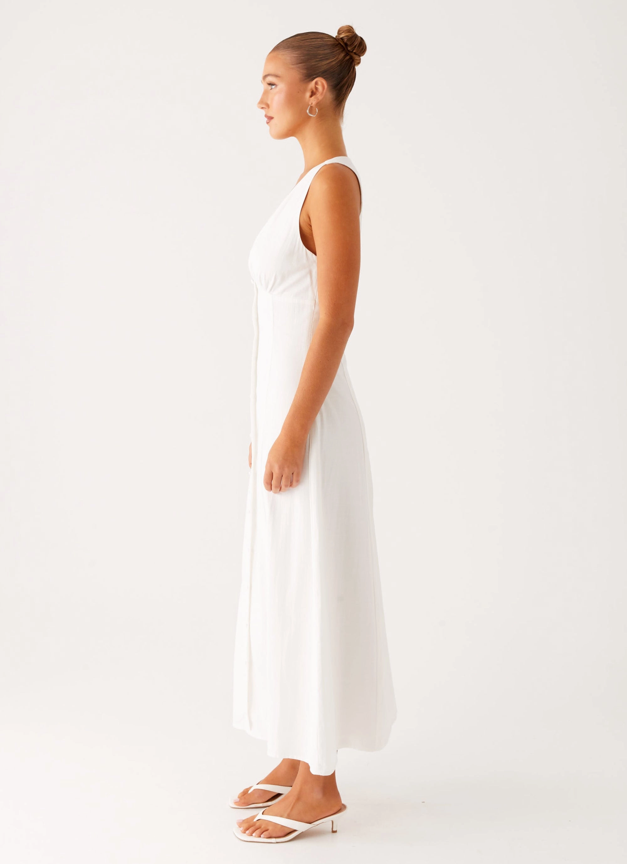 Refined Mood Tamsin Linen Maxi Dress - White