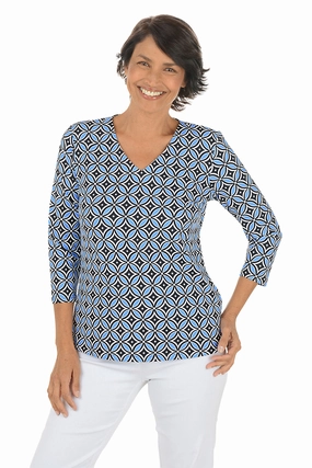 Tapered Cut Compass Rose UPF50  V-Neck Top