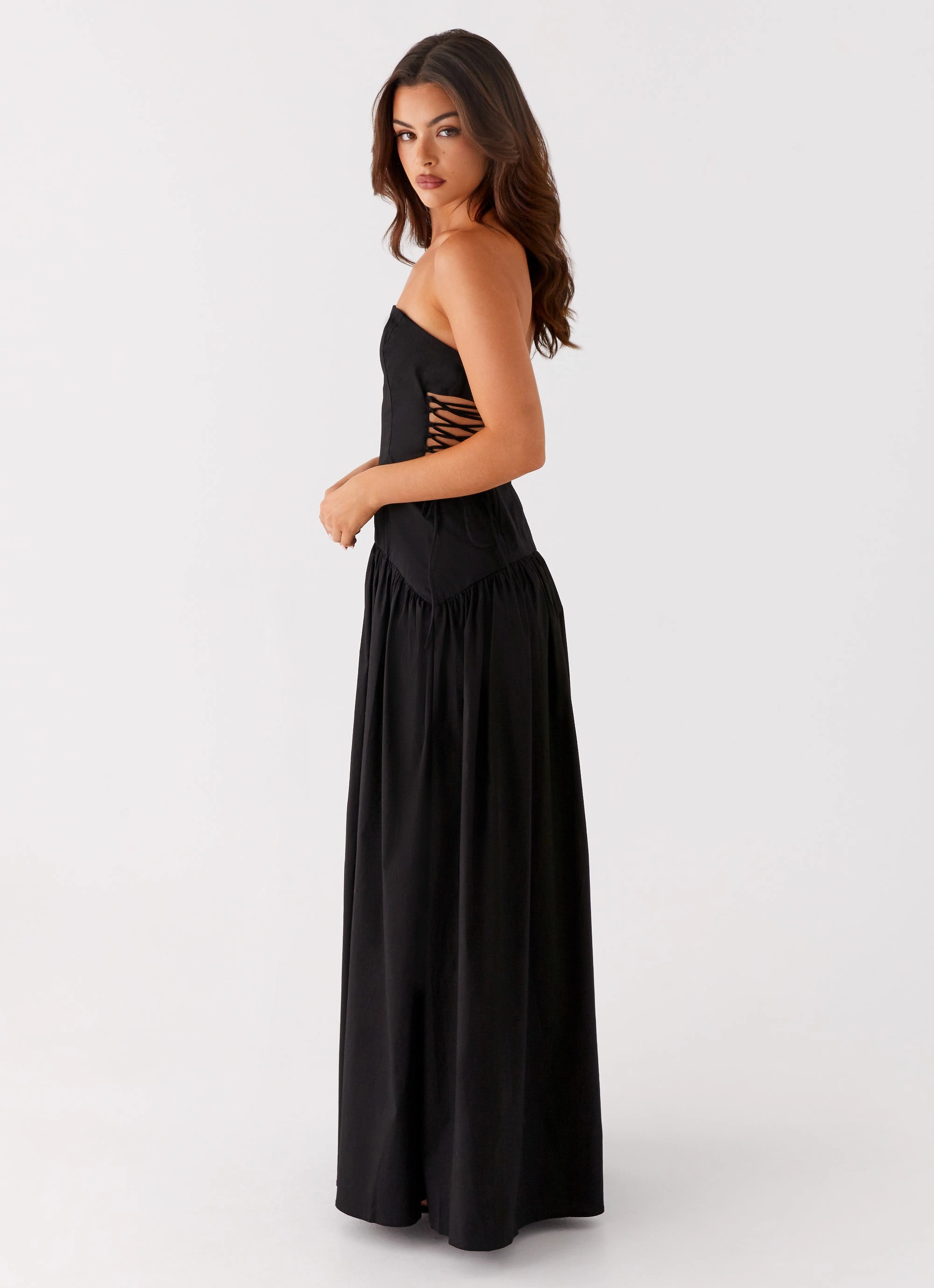 Conagh Maxi Dress - Black Pure Lines