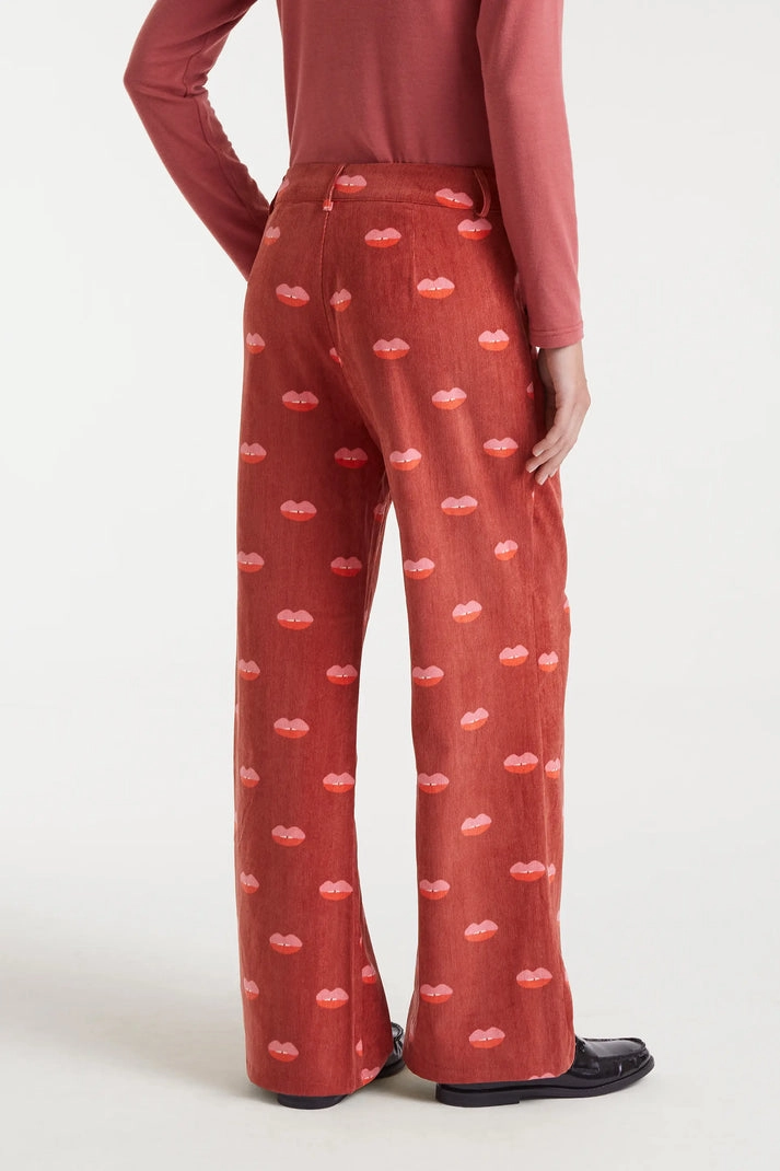 No Ride-Up Corduroy Pants in Lips Print