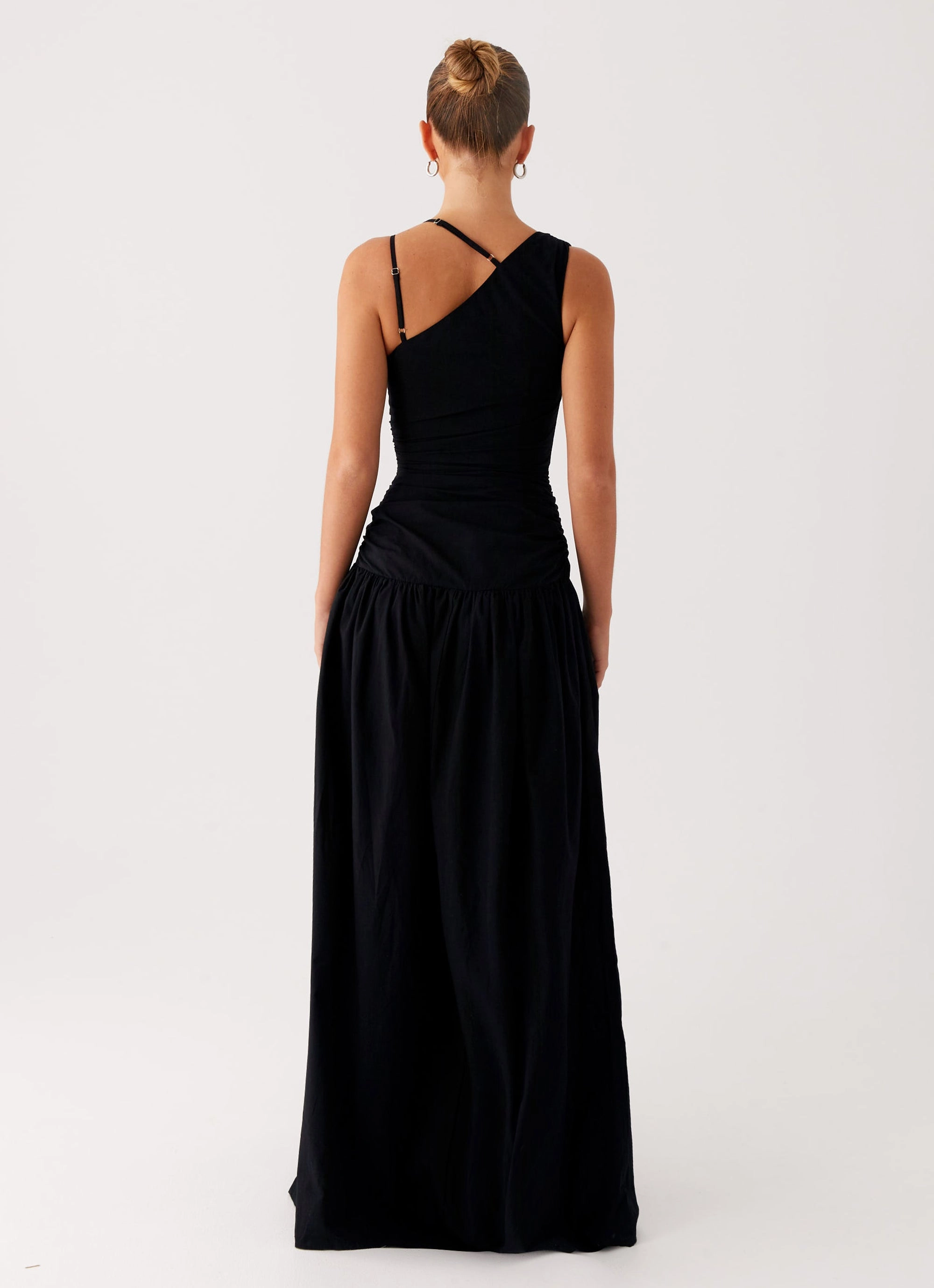 Cortez Maxi Dress - Black Effortless Waist Design