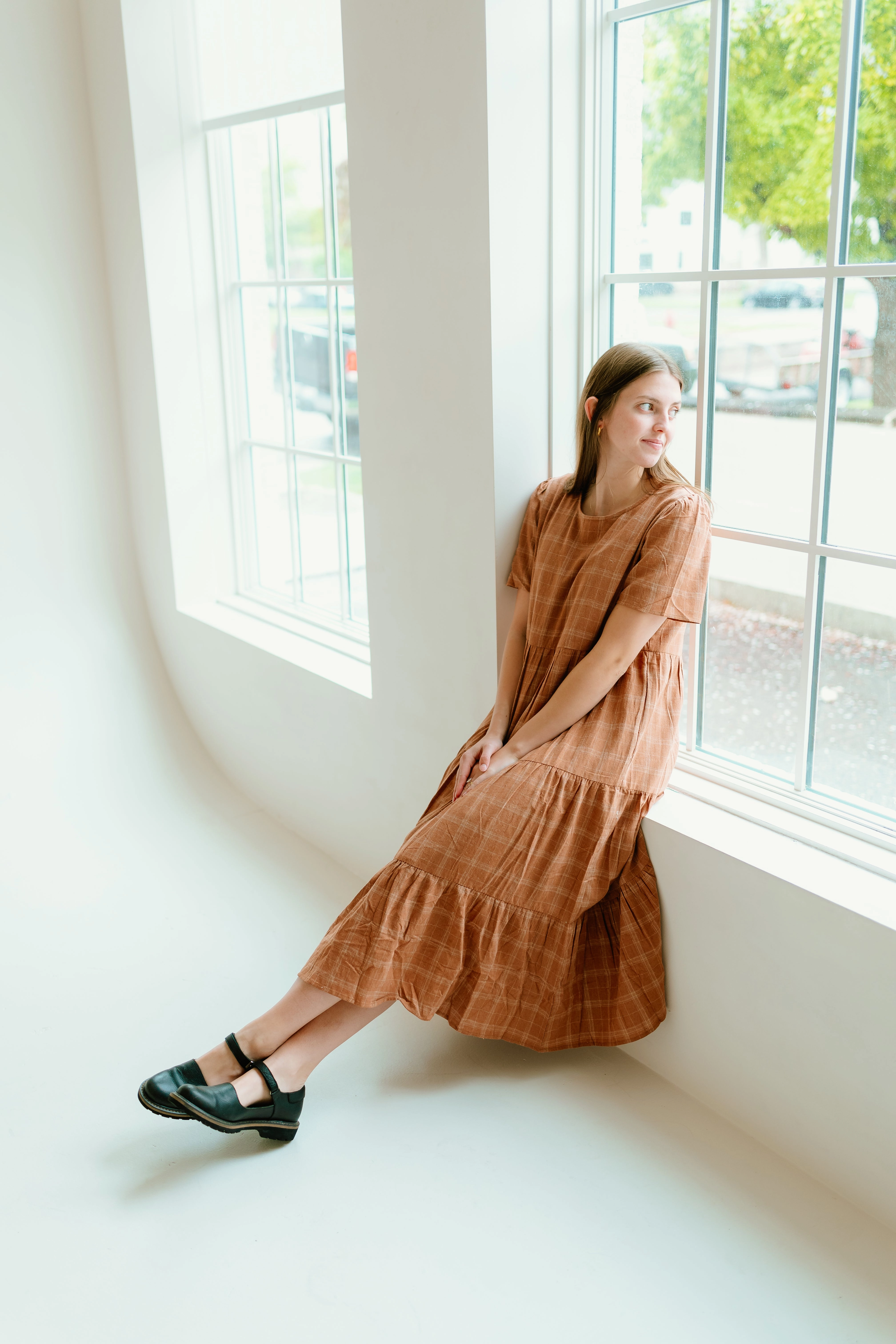 Clean Outline Cool Form Leslie Dress