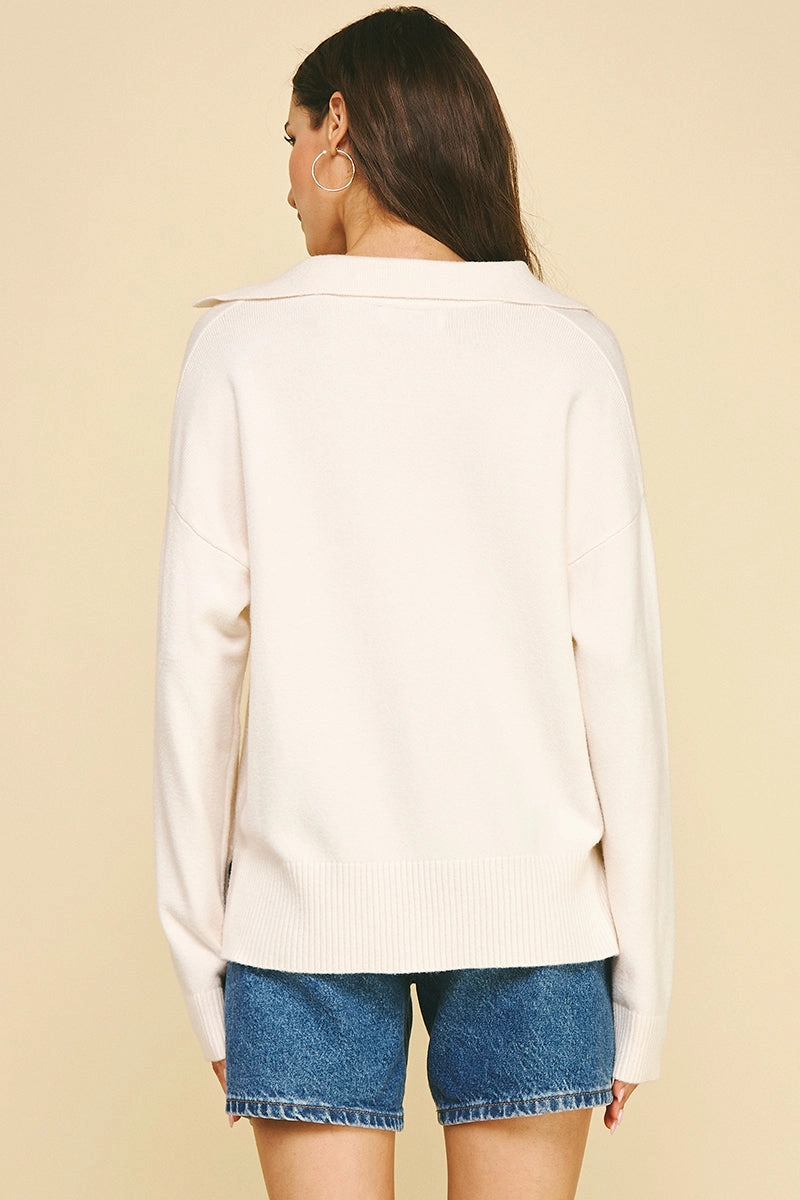 NonFade Dye Oversized Silhouette Cream Collar Knit Sweater