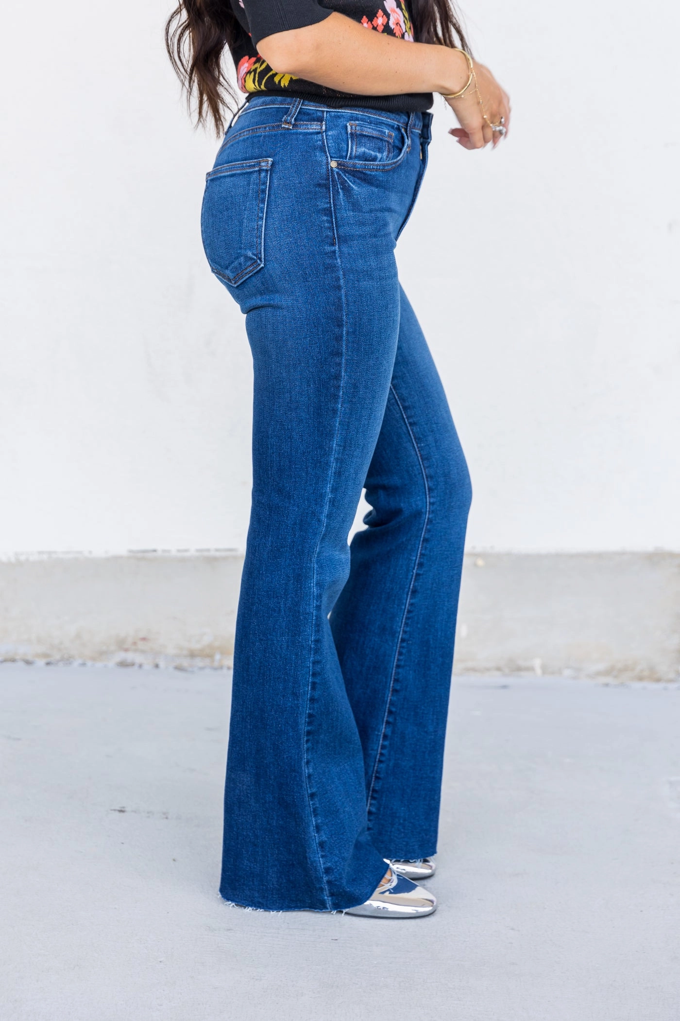 JOCELYN JEANS Trendy Look Vibrant Fashion Lover