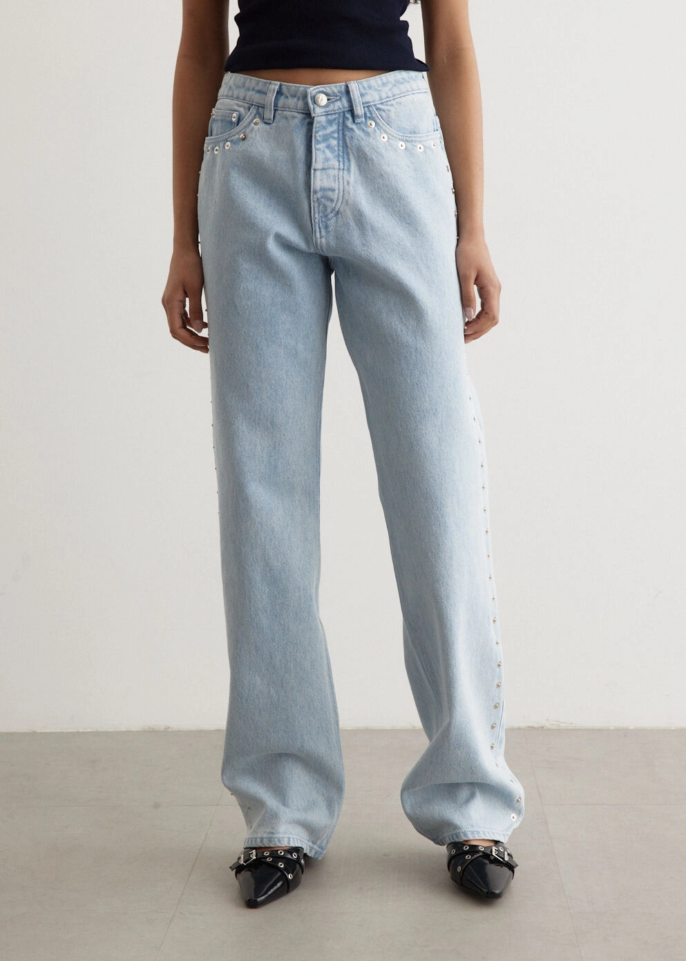 Neutral Choice Quick Dry Technology Crowd Jeans Lightweight Style