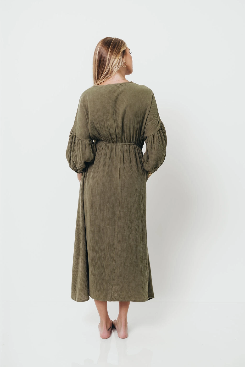 Perfect Comfort Wear Chic beachwear dress Hunter 100% Cotton Gauze Midi Dress in Green - Bump Friendly