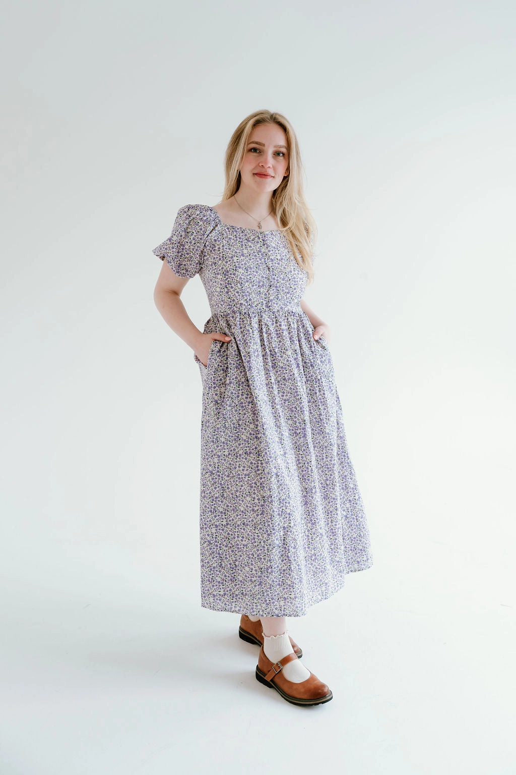 Halter neck Polished Form Kamri Dress