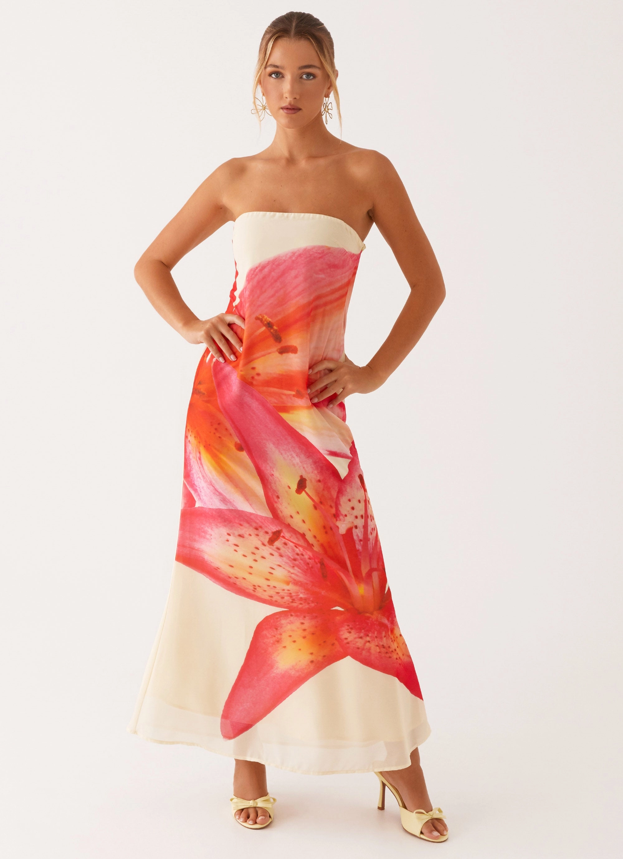 Darcy Maxi Dress - Yellow Floral Sleek Tailoring City Flow