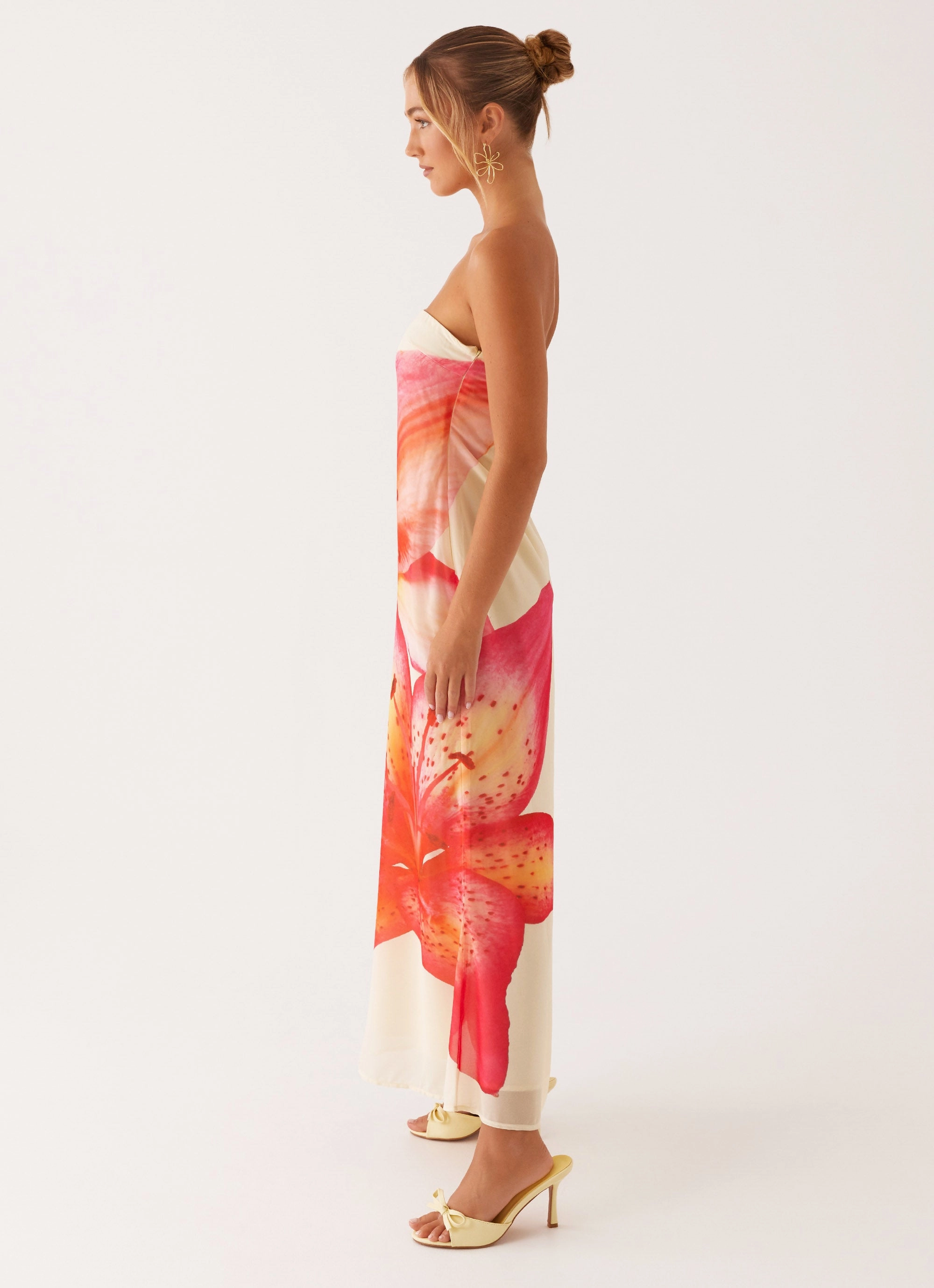 Resort Outfit Lace Soft Darcy Maxi Dress - Yellow Floral