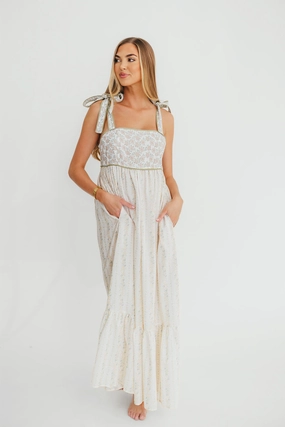 Kelly Adjustable Tie Maxi Dress in Pale Peach Floral Non-Iron