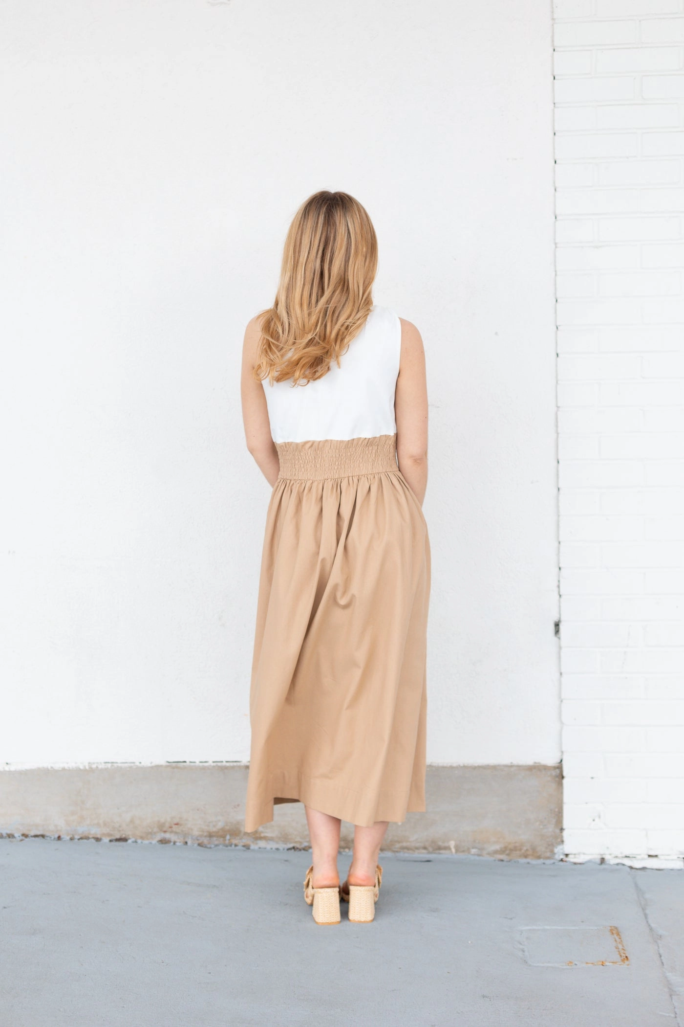 Flattering Style Fit DELLA DRESS