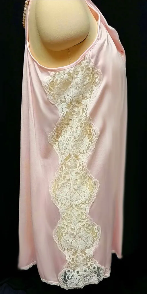 *DELTA BURKE LACE BIAS CUT FLORAL EMBROIDERED PEIGNOIR & NIGHTGOWN SET - SIZE 2X