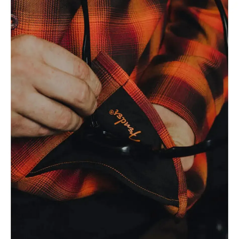 DIXXON FENDER STRATOCASTER FLANNEL WITH BAG