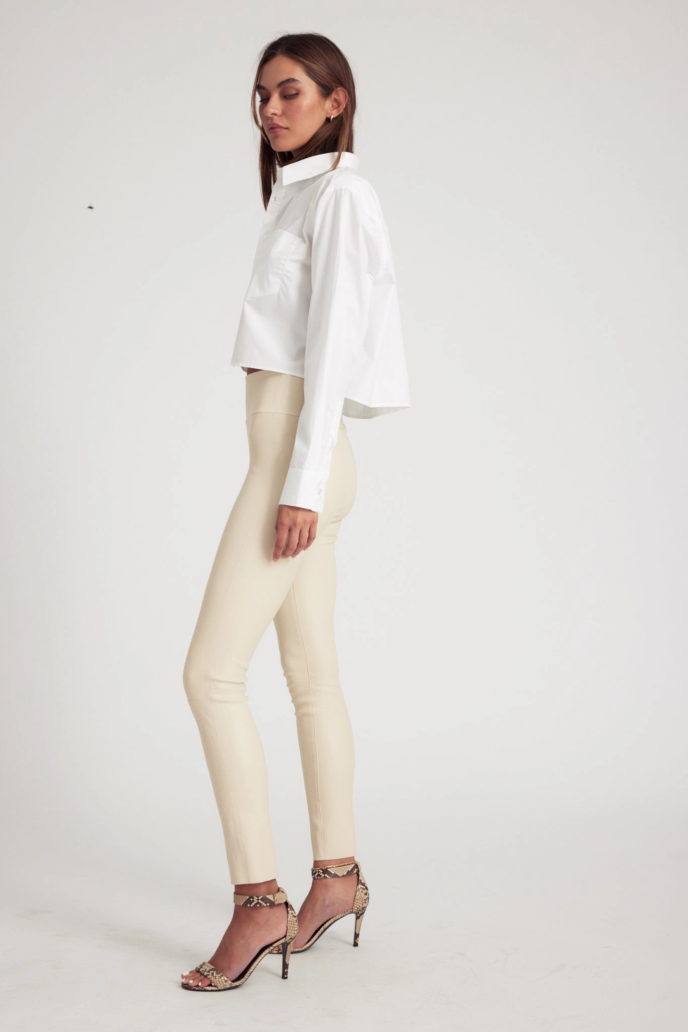 Ribbed Trim Professional Look White Cropped Button Down
