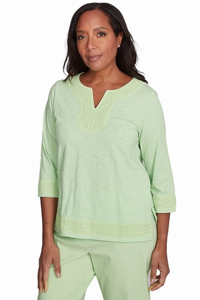 PocketDetails Double Faced Jersey Knit Parrot Cay Lace Trim Top