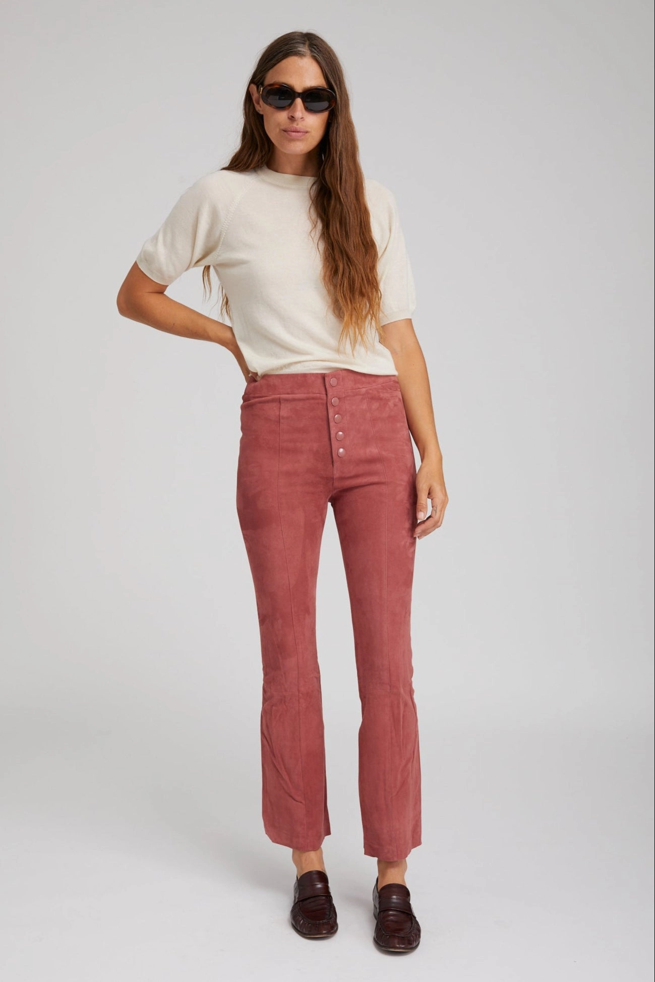 Sport Comfort Workout-ready Mauve Suede Front Snap Ankle Flare Leggings