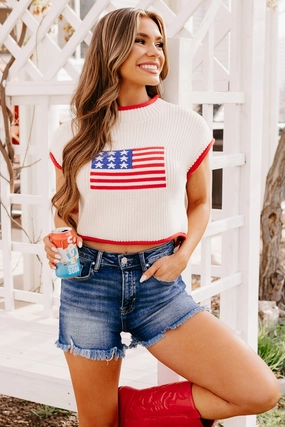 Salute The Flag American Flag Sweater Top (Cream) BreathableFabric Thermal Insulation