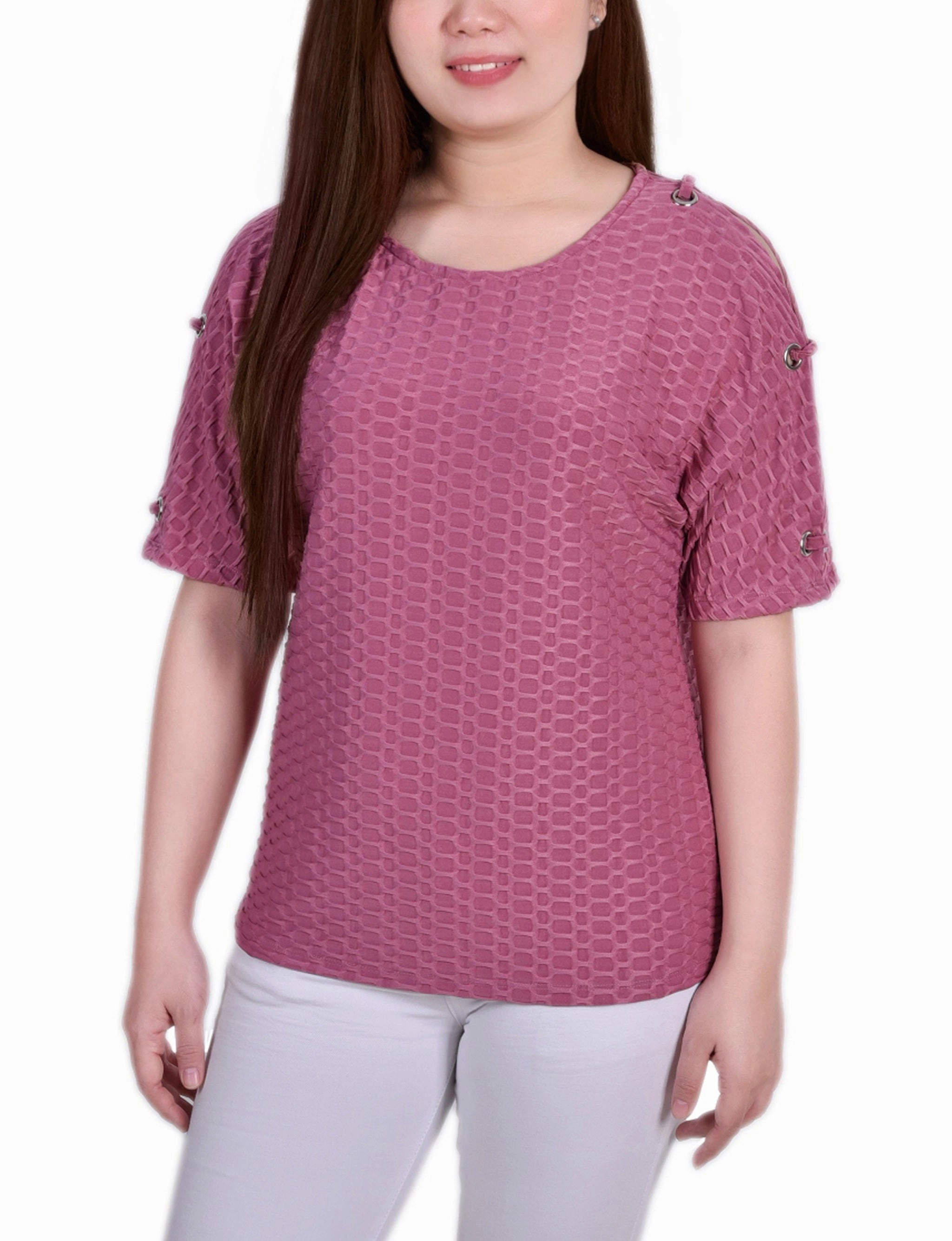 RawHemDetail FadeResistant Finish Short Sleeve Honeycomb Textured Grommet Top