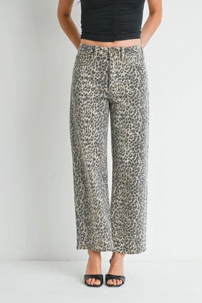 BELLA LEOPARD PRINT JEANS Beach Day Winter Warmth Classic