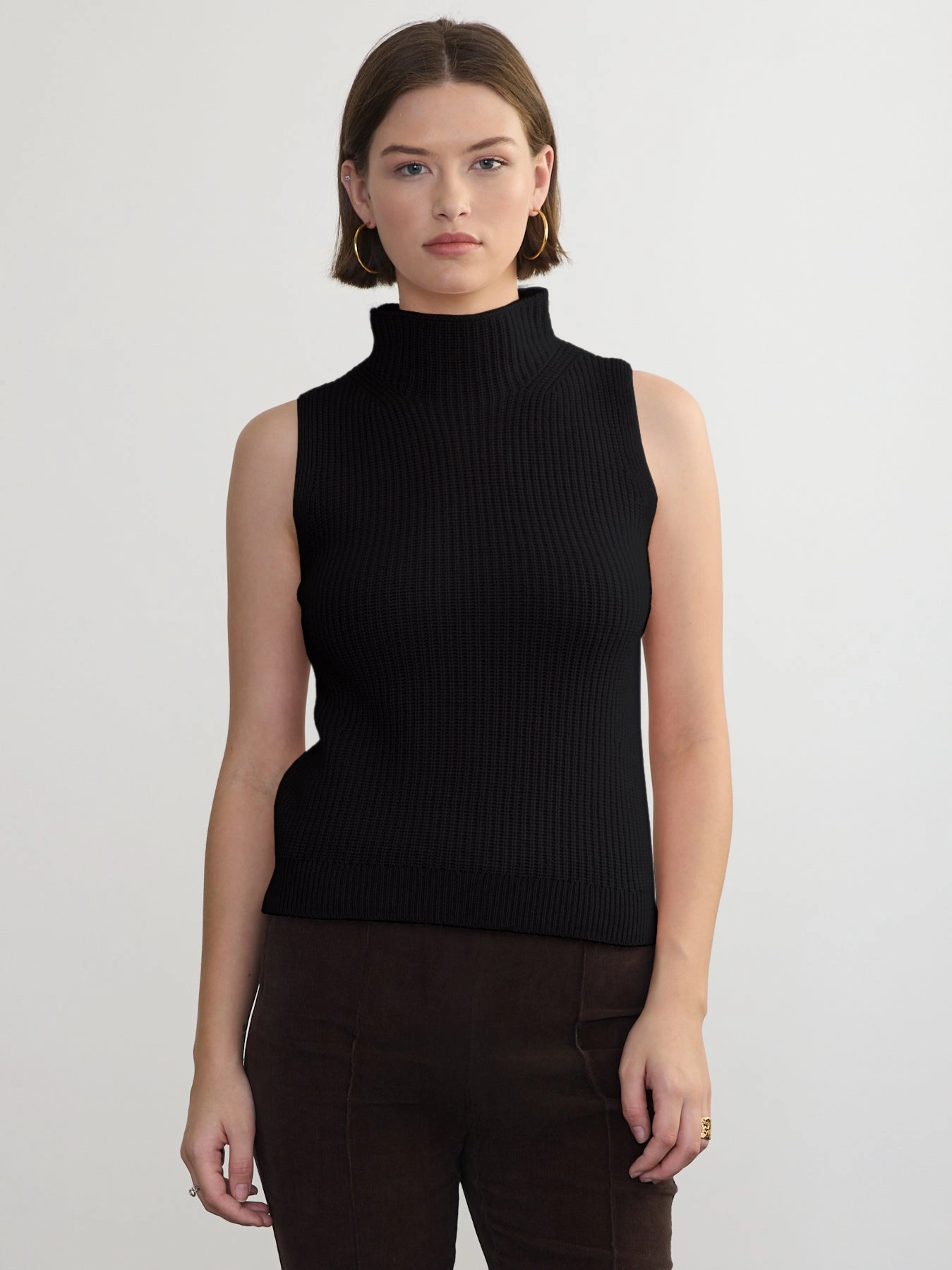 Hidden Zipper Closure ANSELMO SLEEVELESS TURTLENECK