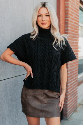 Cozy Escape Short Sleeve Cable Knit Sweater (Black) Odor Resistant Fabric