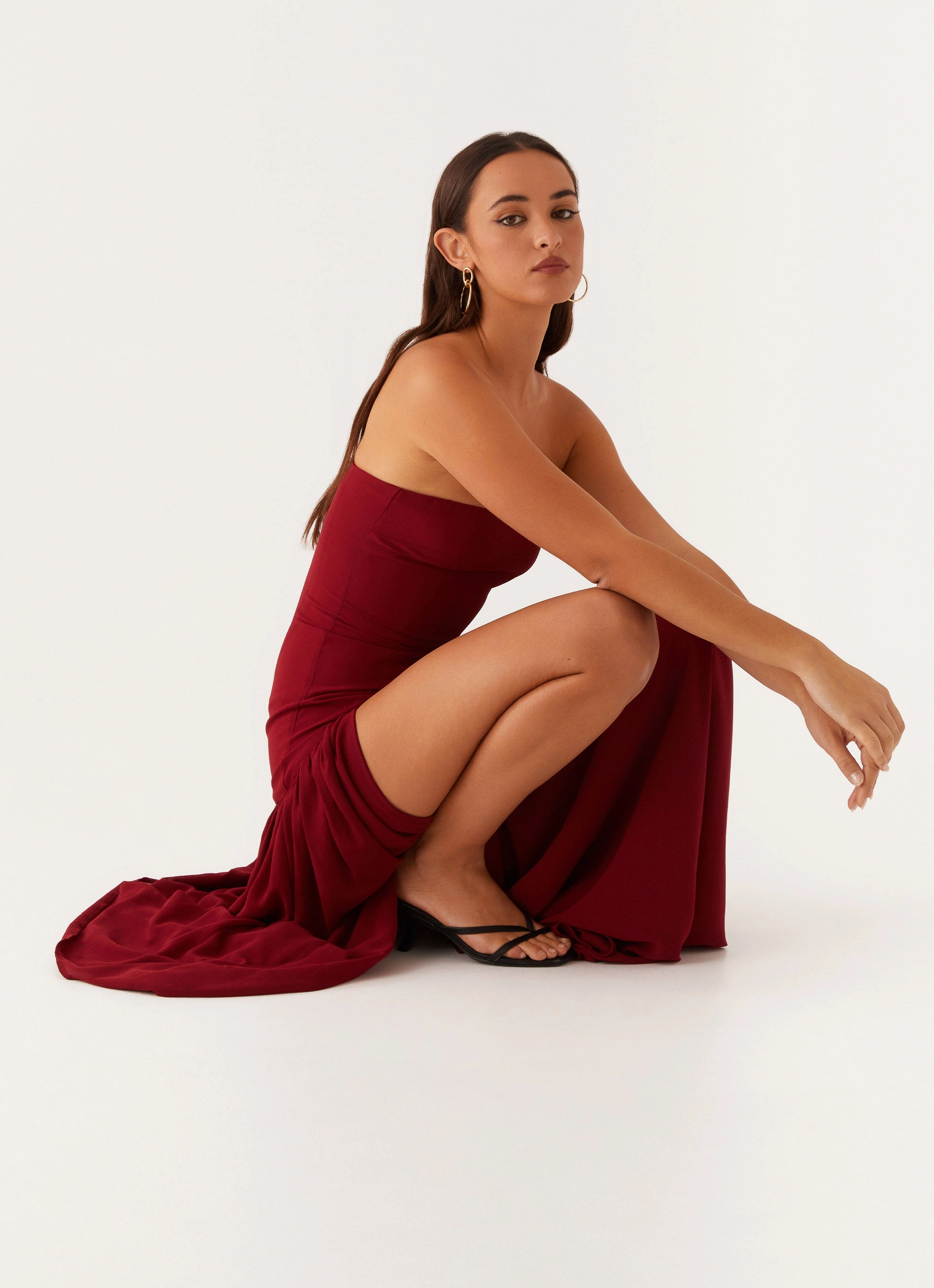 Premium Fabric All Fit Style Eden Strapless Maxi Dress - Maroon