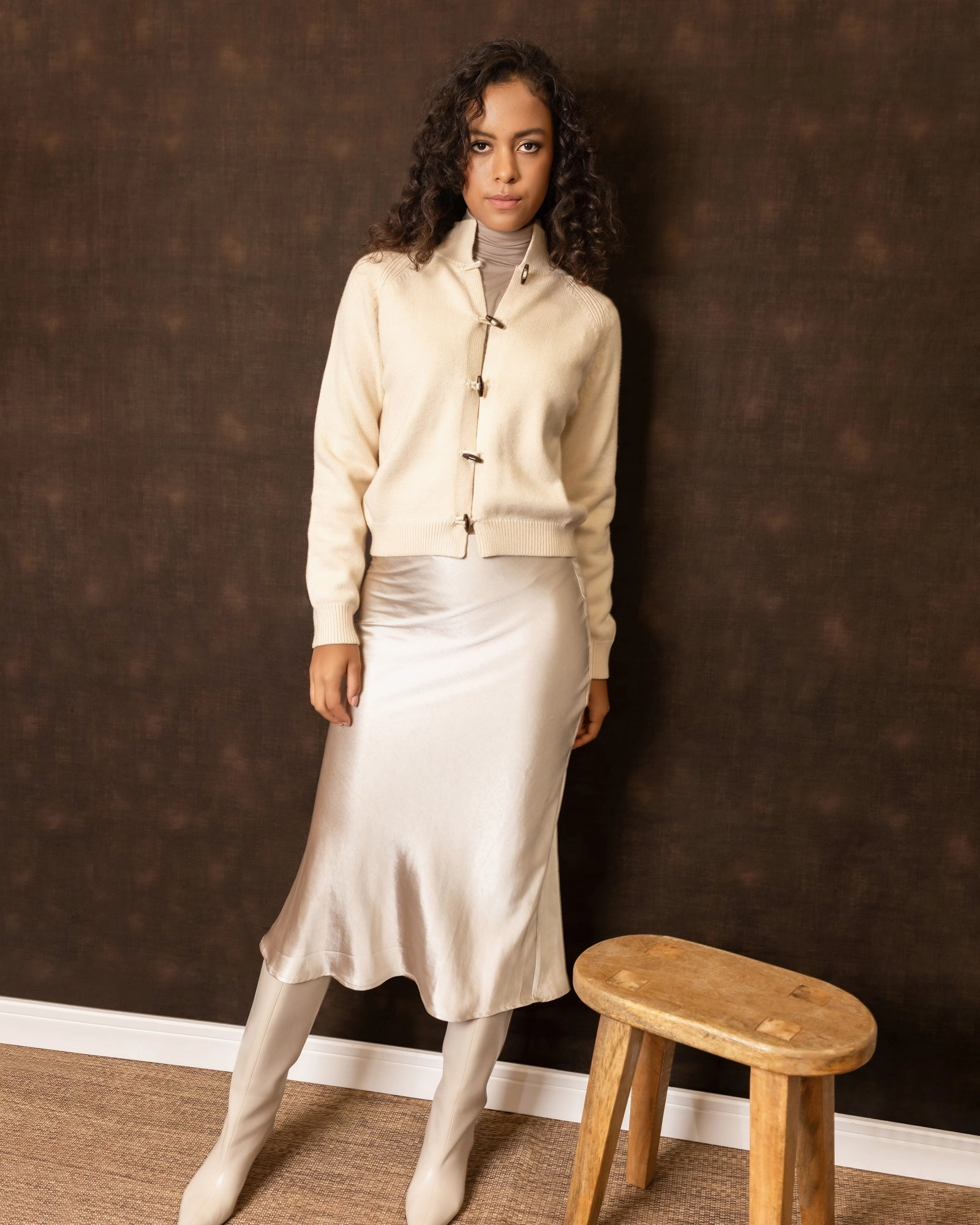 Midi Slip Skirt | Champagne Shape Enhancing Light Edge