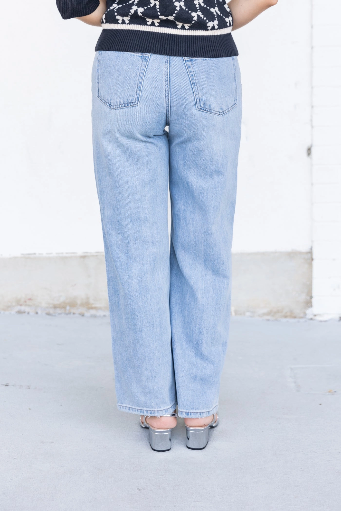 MARY KATE SLOUCHY JEANS Brunch Outfit Night Out Autumn Days Outdoor Enthusiast Streetwear Fan