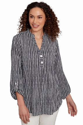 DoubleStitched Non Restrictive Fit Stripe Right Roll Sleeve Crinkle Top