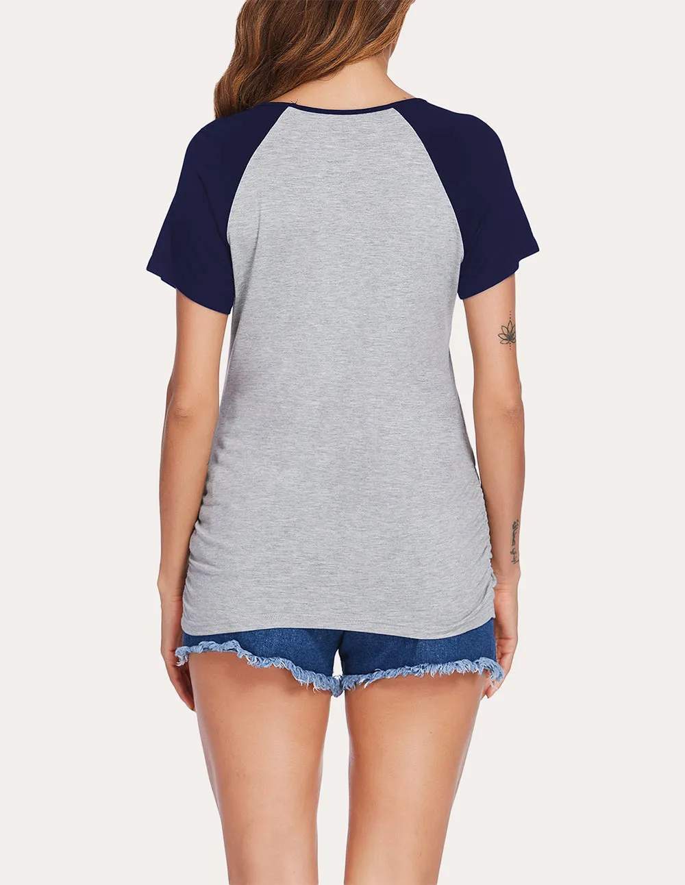 Ekouaer Side Ruched Maternity T-shirt (US Only)