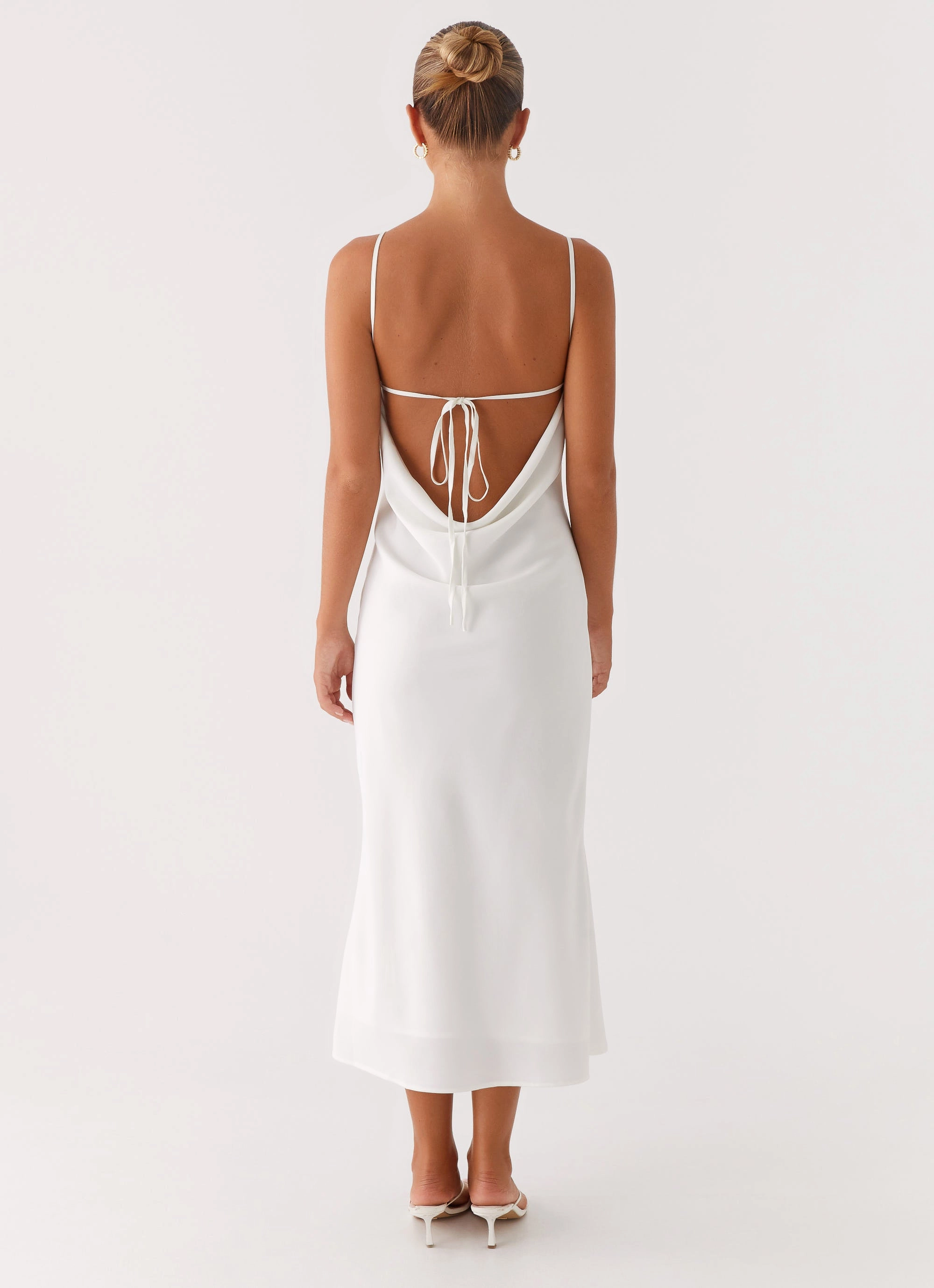 Bentley Midi Dress - White Shimmer-Finish Sporty Look