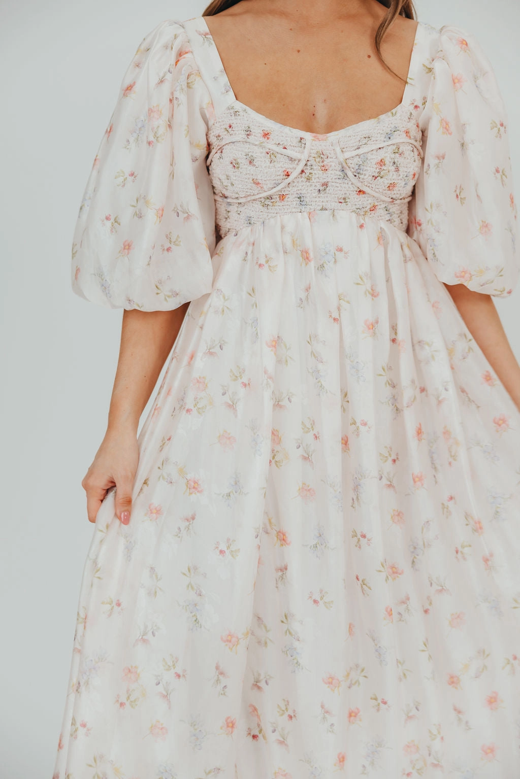 Harlow Maxi Dress in Tiny Pink Floral - Bump Friendly & Inclusive Sizing (S-3XL) *Final-Sale* Chic and Cozy Relaxed and stylish