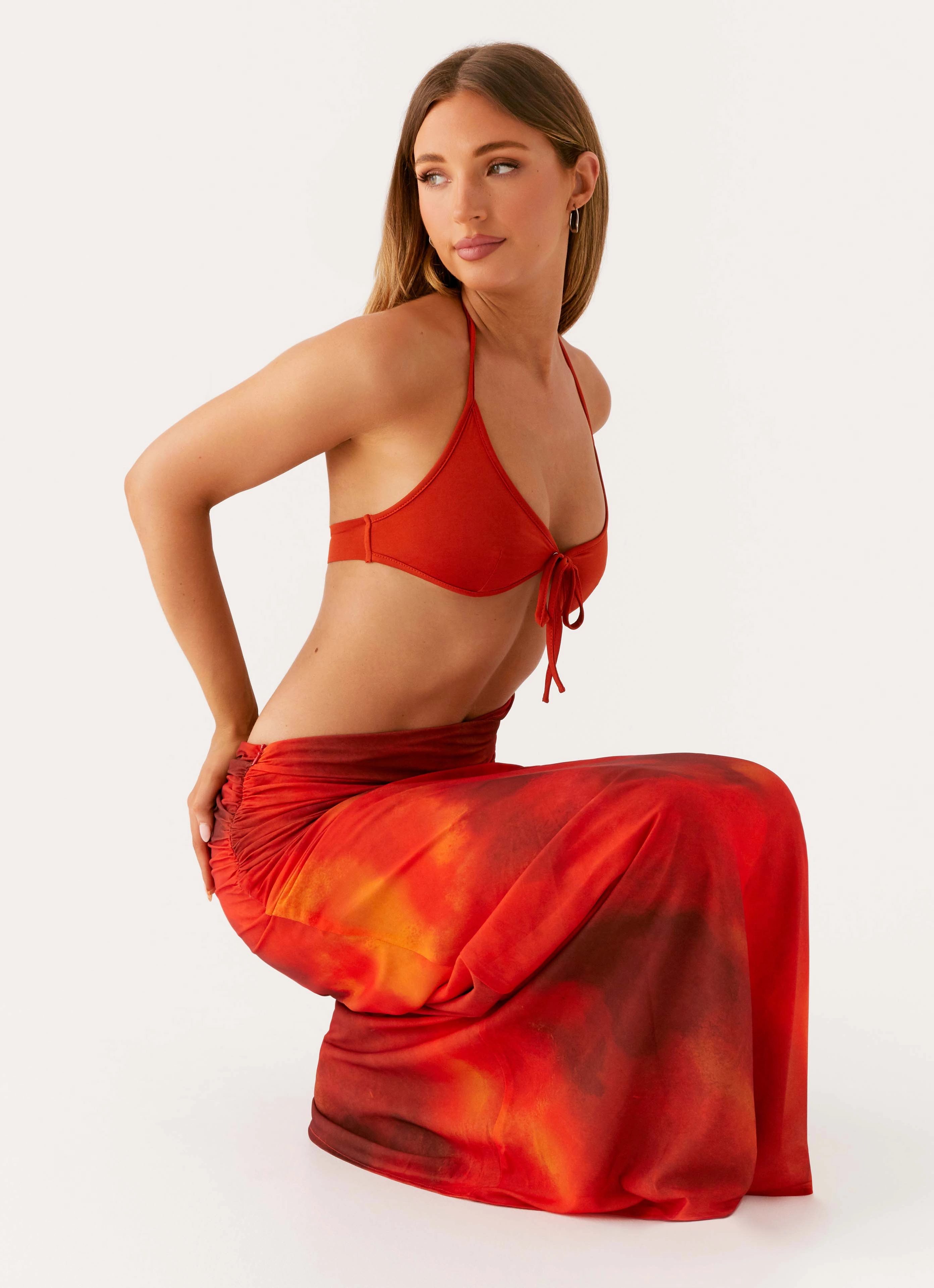 Elixis Maxi Dress - Scarlet Blur Smooth Vibes Simple Yet Elegant
