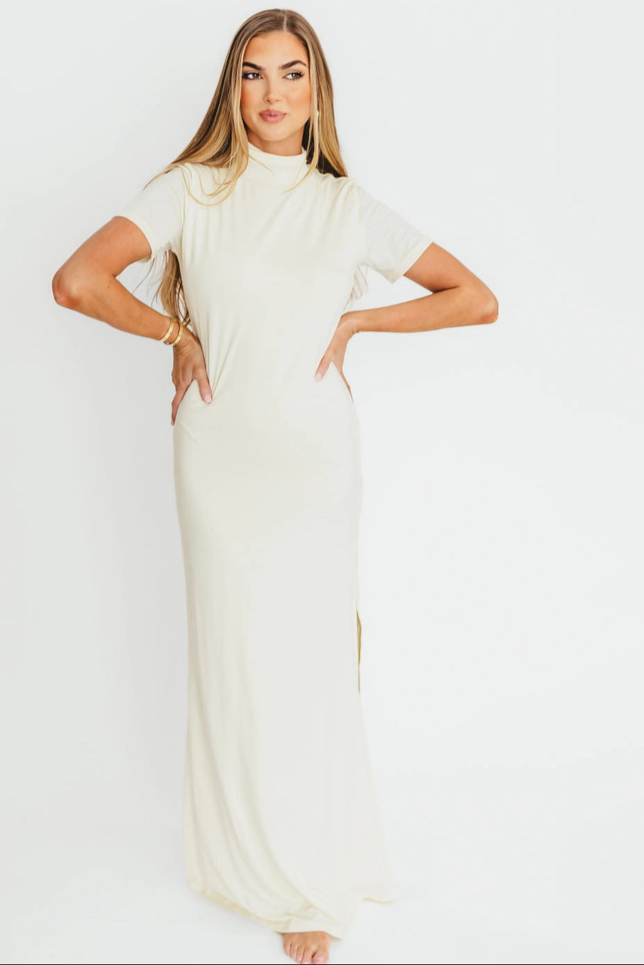 Ellis Maxi Dress in Ivory - Bump Friendly *Final-Sale* CrinkleResistantWeave