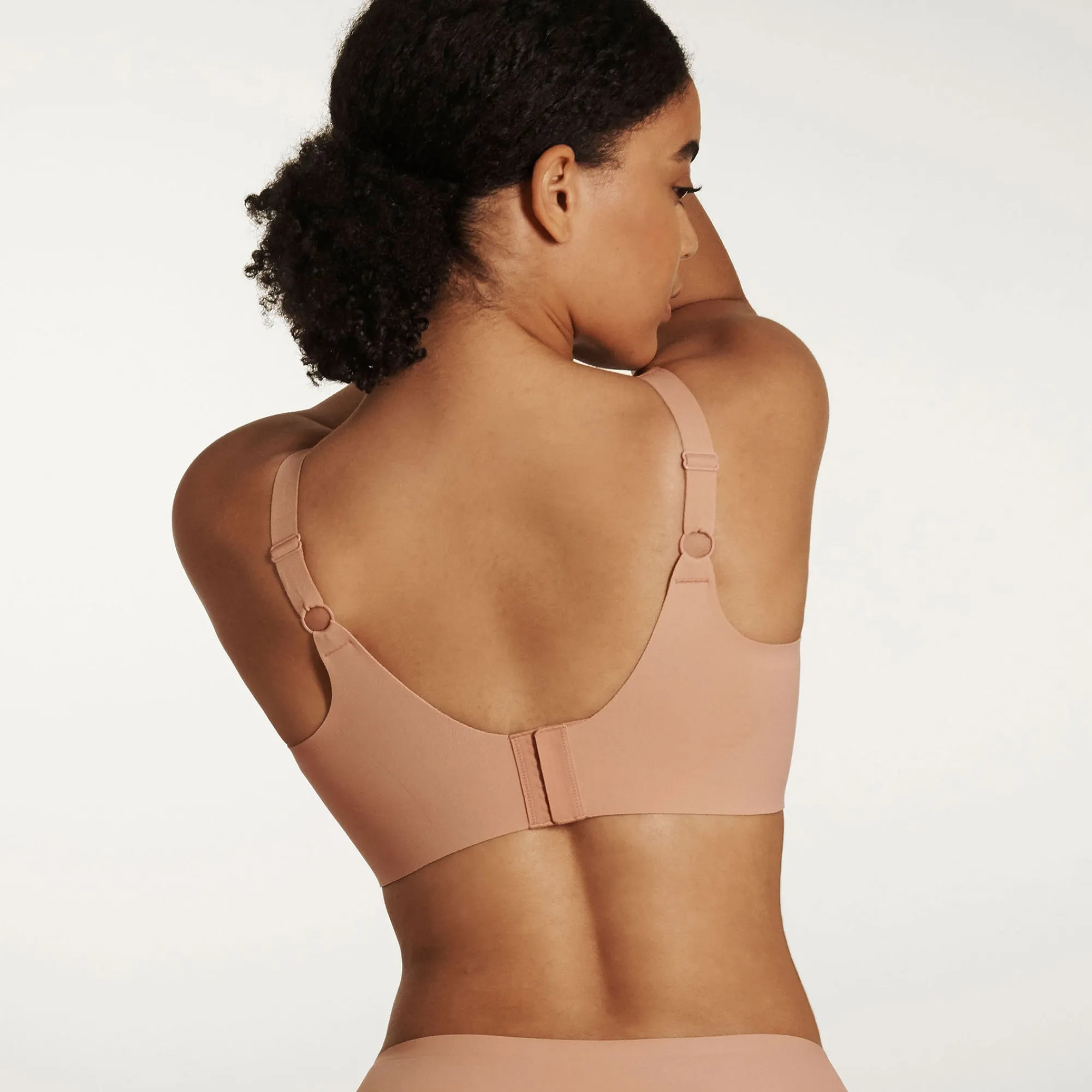 Evelyn & Bobbie The Beyond Bra