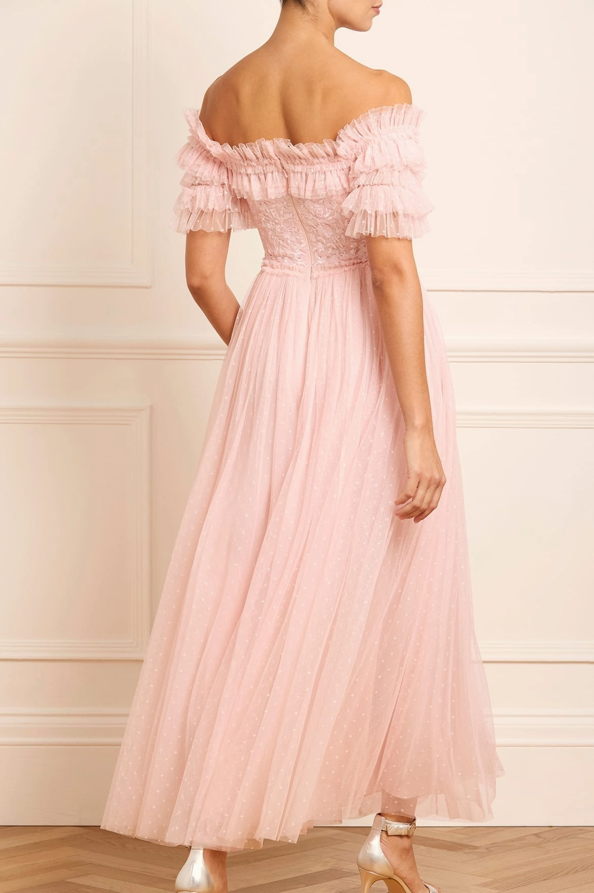 Eye Catching Midsummer Lace Bodice Off-Shoulder Ankle Gown