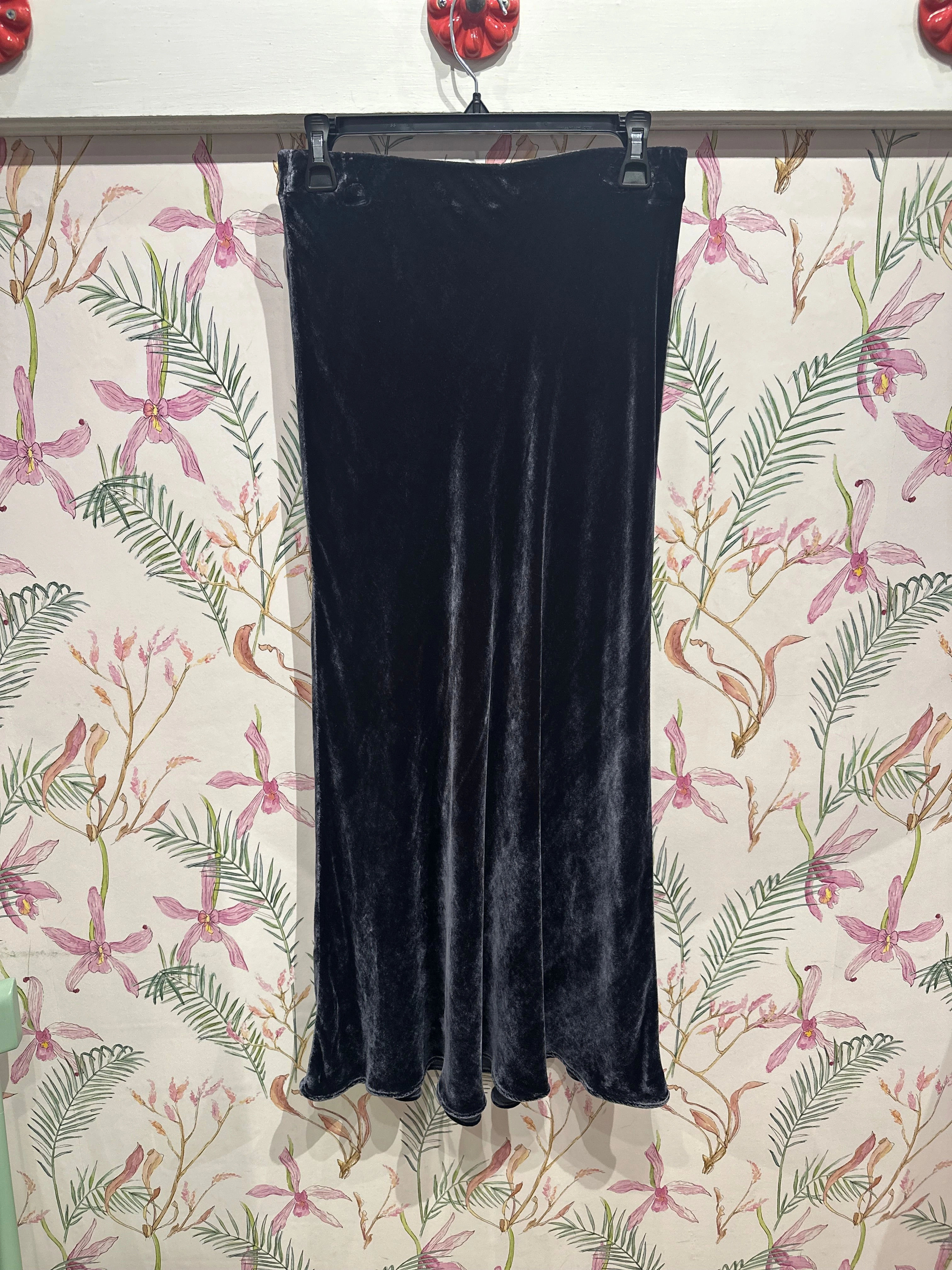 Rolled Hem Daily Wear Eza Silk Velvet Maxi Skirt in Navy