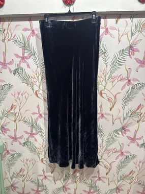 Twist Front Design Embossed Detail Eza Silk Velvet Maxi Skirt in Navy
