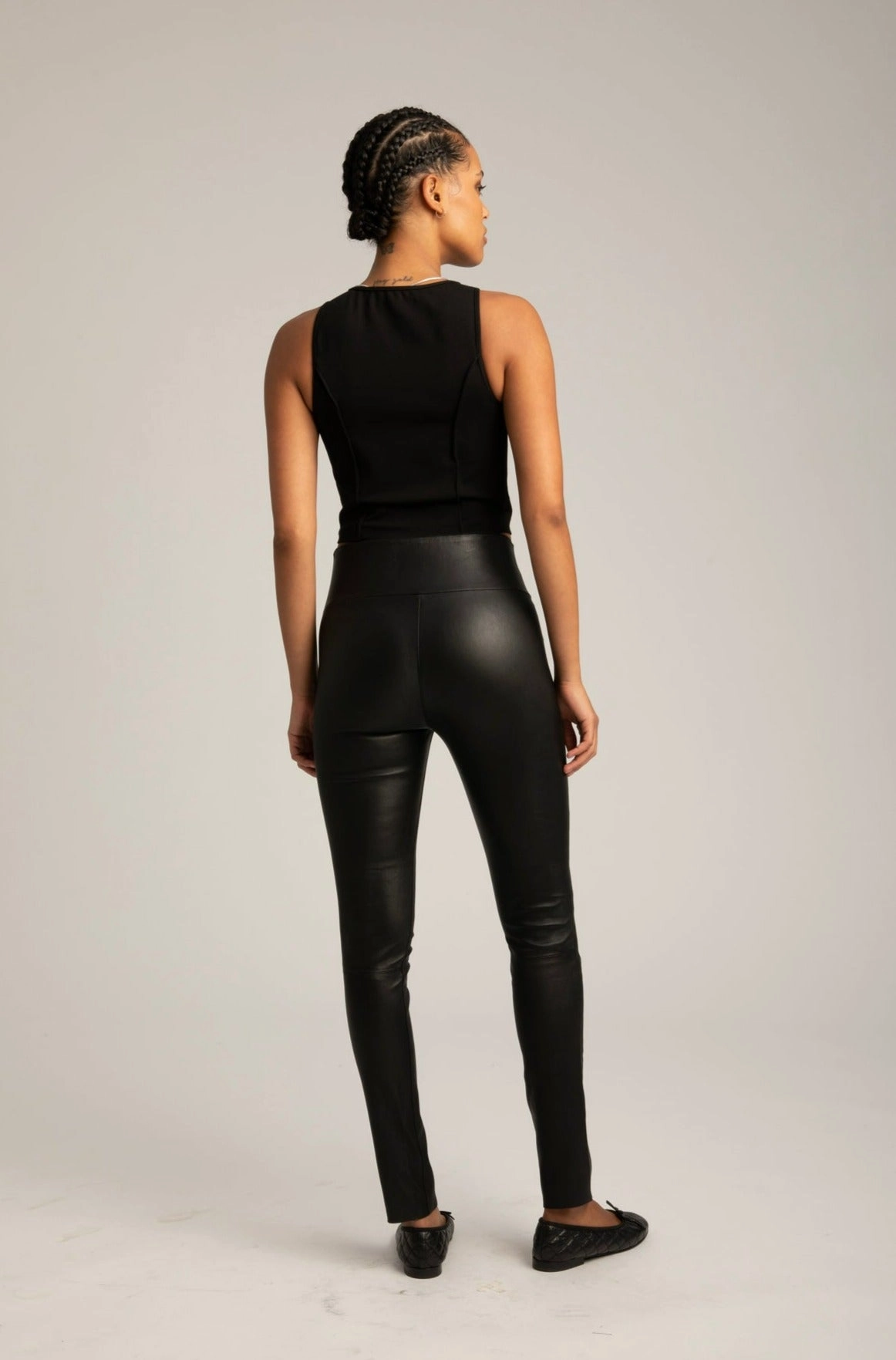 Reinforced Seam Technique Fitted Shirt Black Audrey Pintuck Top