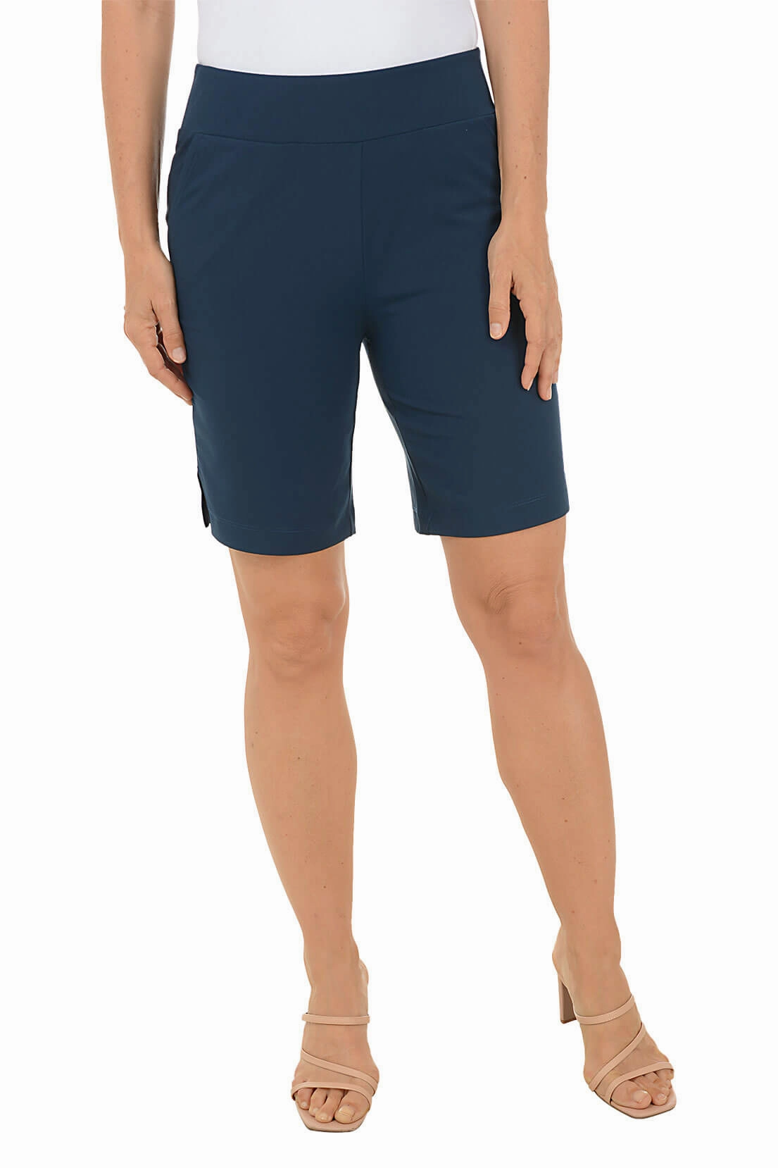 Fairway Stretch Pull-On Bermuda Short fashion industry Quick Layering