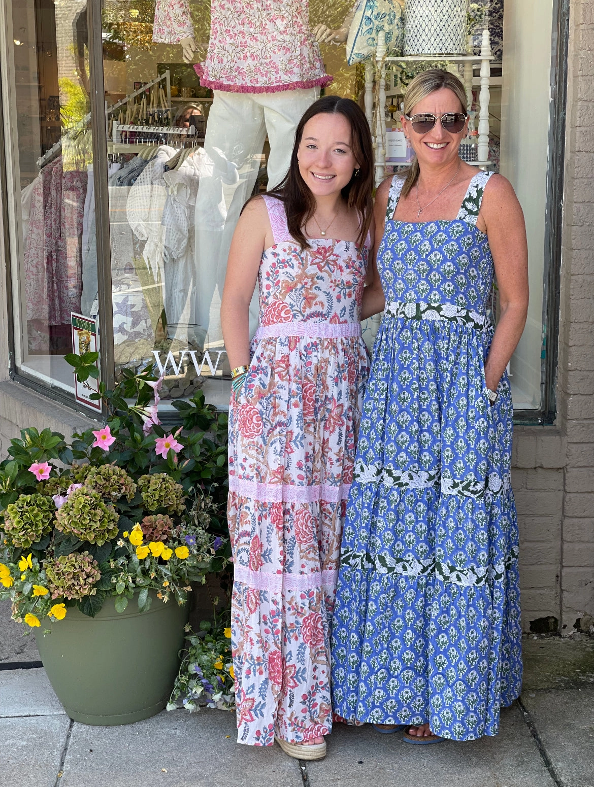 Notting Hill Maxi Dress Hibiscus Vine Fresh Tones Versatile Style Wear